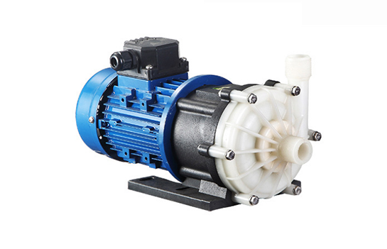 防腐泵啟動時需要關(guān)閉出口閥門嗎？